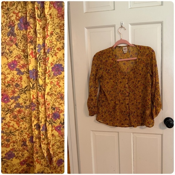 2010s Mossimo Top - Picture 1 of 12